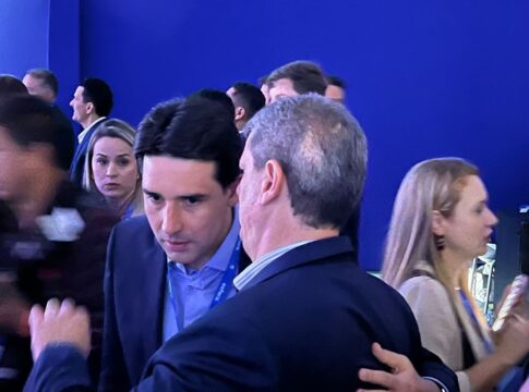 ministro-de-lula-do-partido-de-tarcisio-diz-que-votaria-contra-anistia