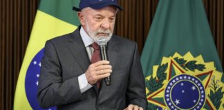 lula-faz-hoje-pronunciamento-e-assiste-ao-filme-males-no-cine-alvorada