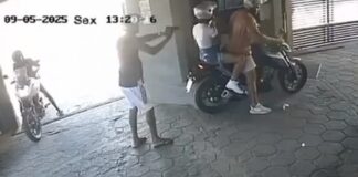video:-casal-vai-a-motel,-sofre-assalto,-fica-a-pe-e-perde-a-transa