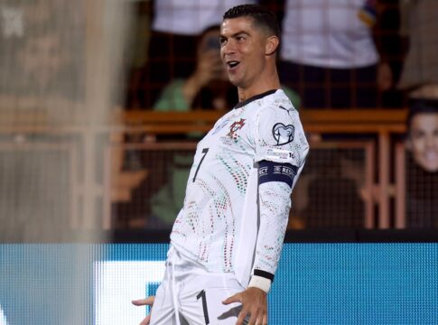video:-cristiano-ronaldo-faz-golaco-de-longe-em-vitoria-de-portugal