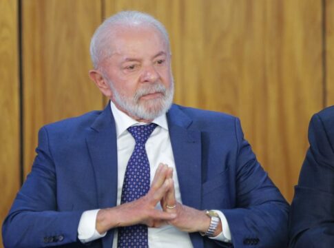 lula-chega-ao-7-de-setembro-sem-chefes-dos-demais-poderes