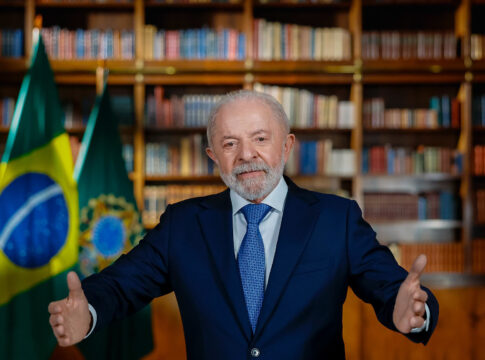 lula-defende-soberania-e-cita-“traidores-da-patria”-em-pronunciamento