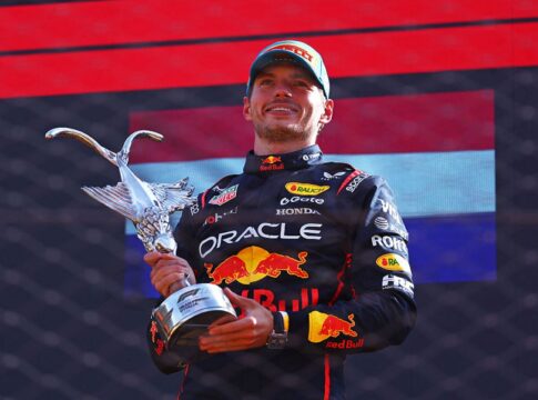 f1:-verstappen-vence-com-vantagem-de-quase-20-segundos.-bortoleto-e-8o