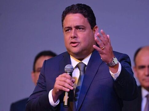 ex-presidente-da-oab-diz-que-bolsonarismo-e-“deficiencia-mental”