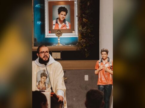 fotos:-igreja-em-sp-muda-de-nome-para-homenagear-sao-carlo-acutis