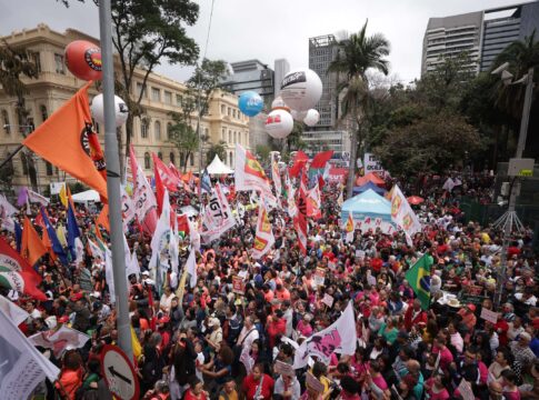 ato-da-esquerda-contra-anistia-reune-8,8-mil-em-sao-paulo,-diz-estudo