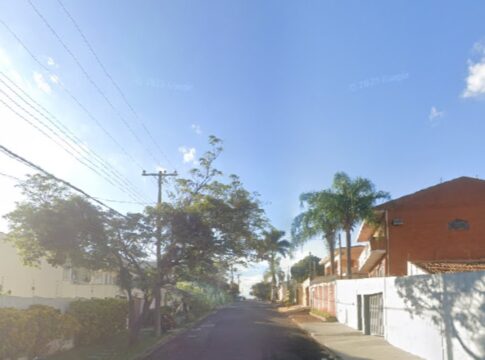dupla-e-presa-enquanto-fazia-homem-de-71-anos-refem-em-roubo-de-casa