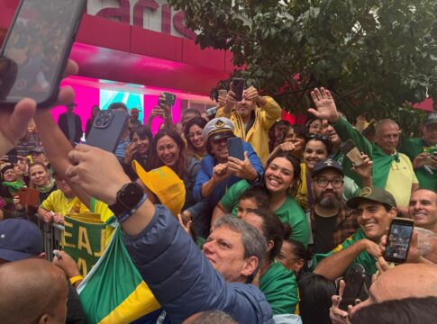 com-bolsonaro-1-ou-2,-o-futuro-da-democracia-estara-em-jogo-em-2026