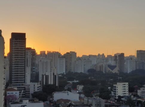 semana-comeca-com-calor,-mas-tem-previsao-de-choque-termico-em-sp