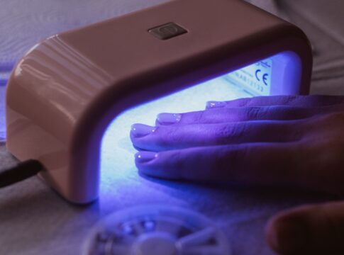 produto-de-esmaltes-em-gel-e-proibido-por-risco-a-saude