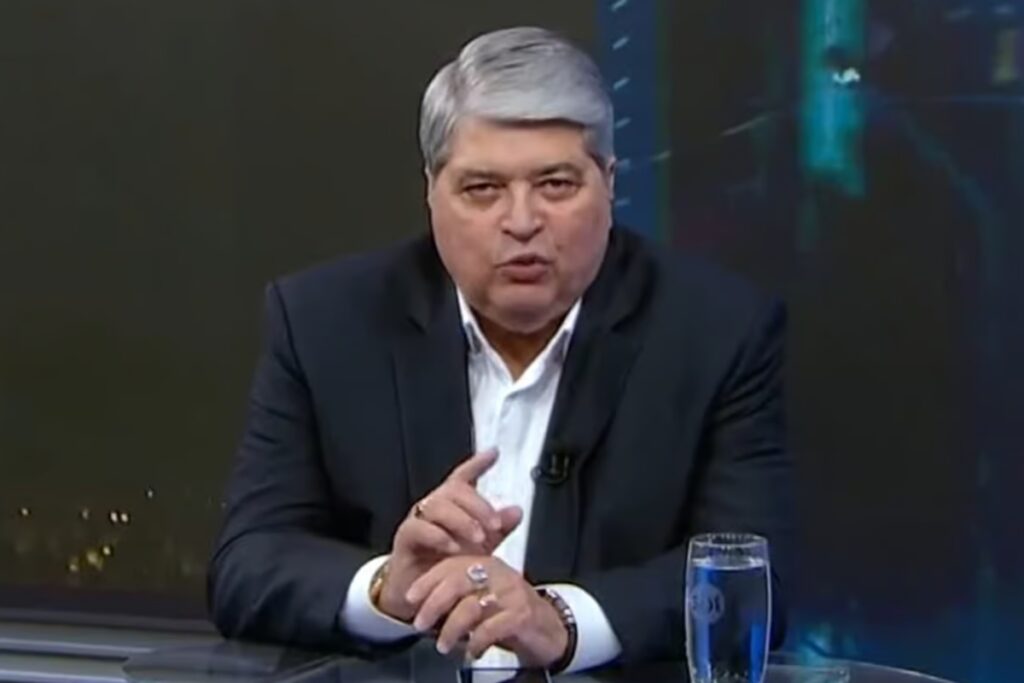datena-diz-que-sofreu-censura-no-sbt-por-relacao-conturbada com o pt