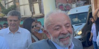 lider-comunitaria-que-negociou-visita-de-lula-extorquia-moradores