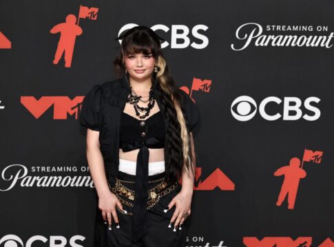 vmas-2025:-celebridades-apostam-no-all-black-para-o-tapete-vermelho