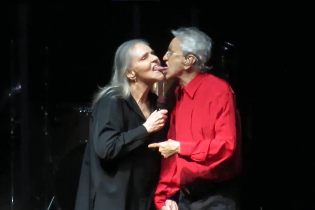 caetano-veloso-se-emociona-ao-falar-de-angela-ro-ro:-“saudade-enorme”