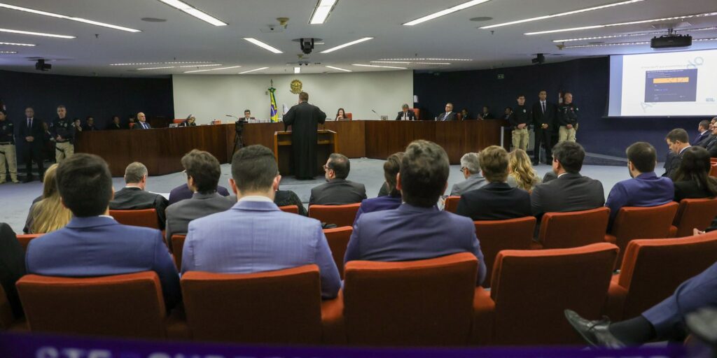 stf-retoma-nesta-terca-julgamento-de-bolsonaro-e-mais-sete-reus