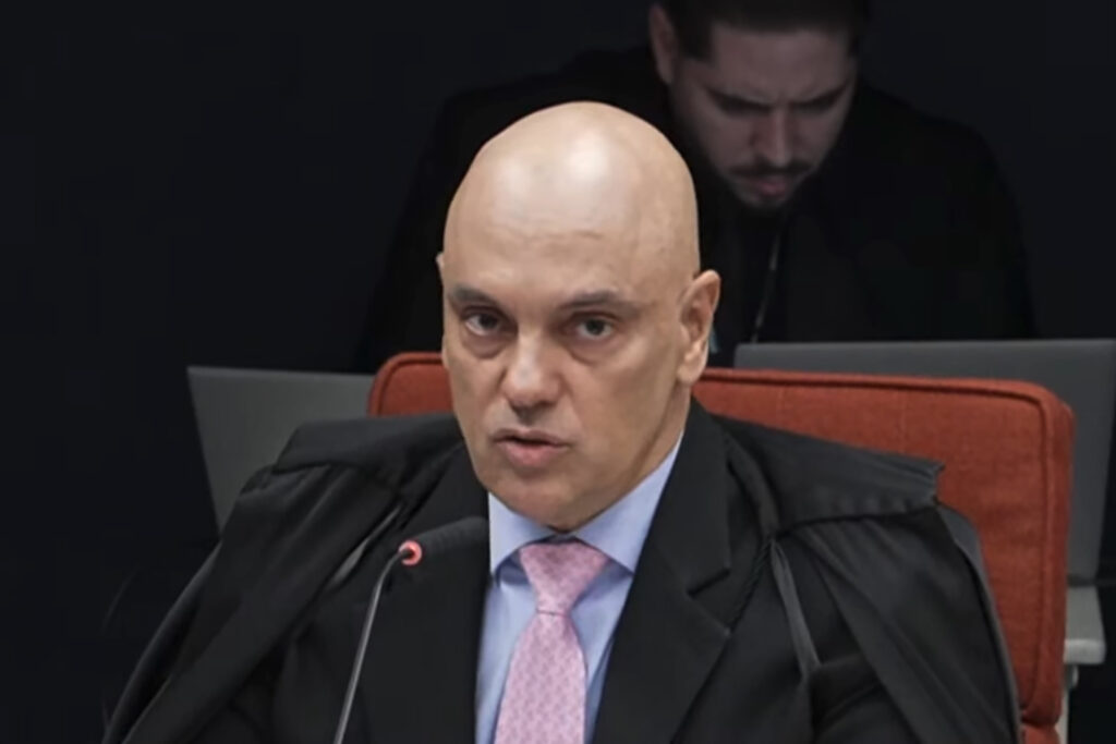 trama-golpista:-moraes-retoma-julgamento-de-bolsonaro-no-stf;-siga