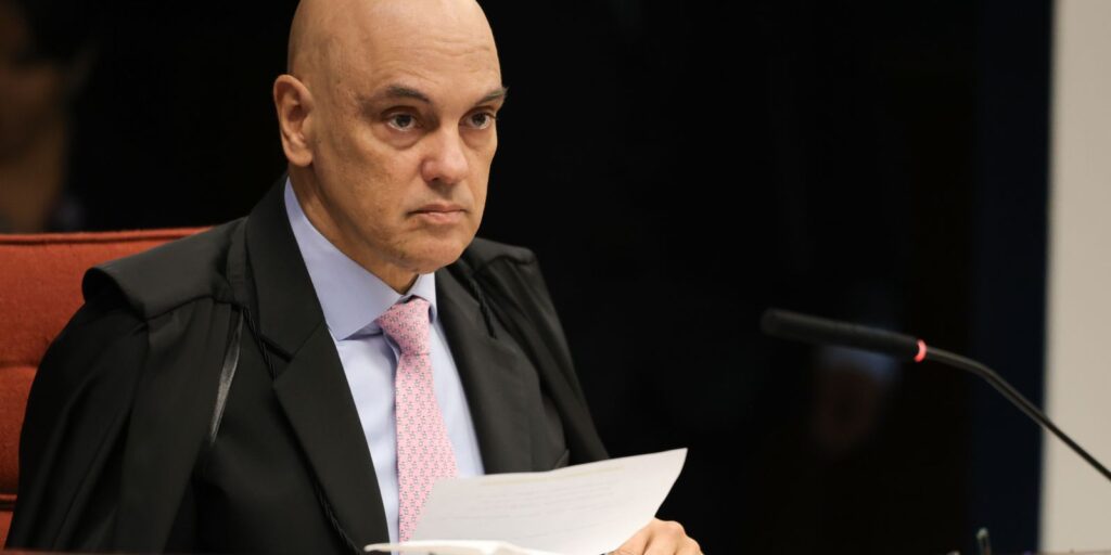 moraes:-nao-ha-duvida-sobre-tentativa-de-golpe;-bolsonaro-era-lider