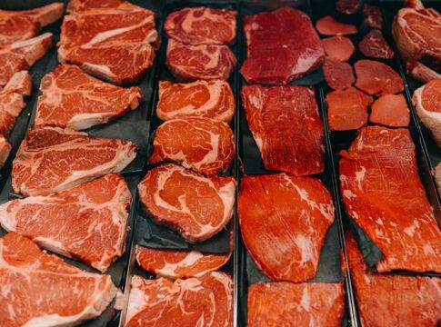 estudo-sugere-que-carne-vermelha-pode-reduzir-mortes-ligadas-ao-cancer