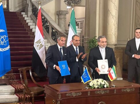ira-retoma-cooperacao-com-agencia-nuclear-da-onu-apos-pressao-externa