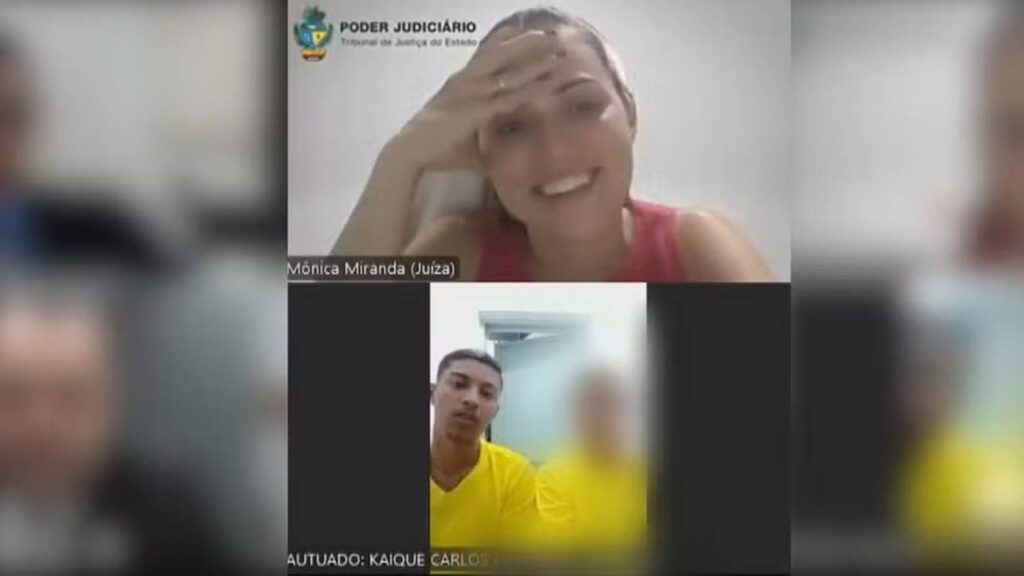 juiza-brinca-ao-reencontrar-preso-em-audiencia:-“aqui-de-novo?”;-video