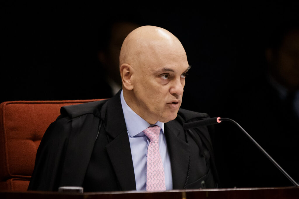 voto-de-moraes-detalha-conexao-de-bolsonaro-com-trama-golpista