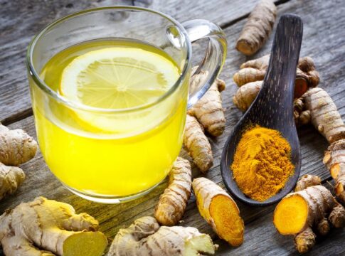 cha-anti-inflamatorio-pode-ajudar-a-aliviar-dores-articulares