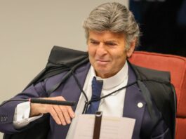 fux-cita-incompetencia-do-stf-para-julgar-acao-contra-bolsonaro