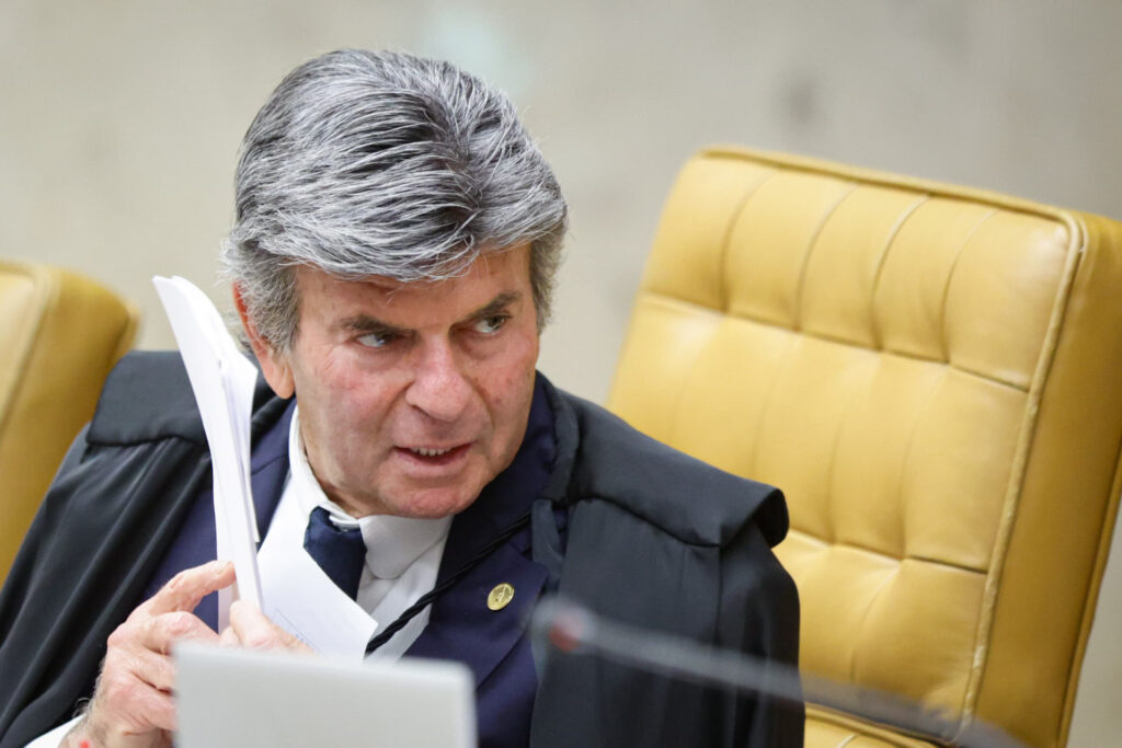 sobrinho-de-dilma-critica-fux,-indicado-ao-stf-por-sua-tia