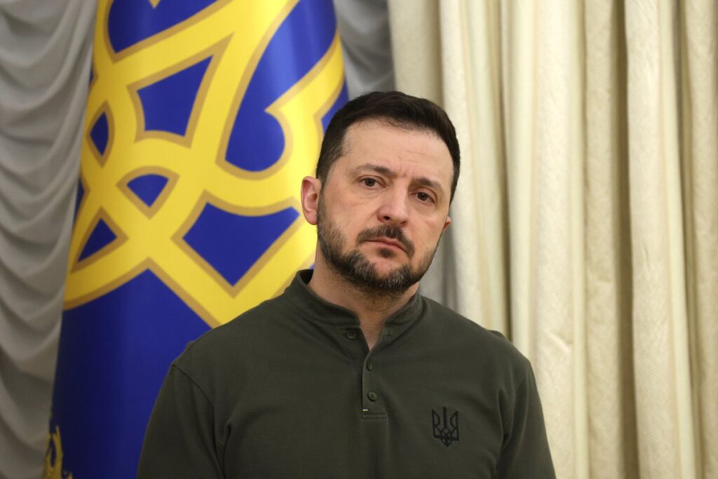 zelensky:-russia-testa-otan-com-ofensiva-de-drones-na-polonia