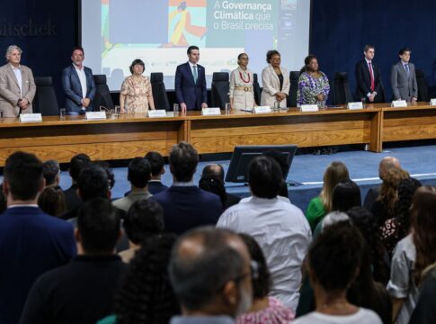 marina-silva-defende-parcerias-para-sucesso-na-governanca-climatica