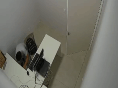 homem-e-preso-em-direcao-ao-rj-apos-furtar-r$-2,3-mil-de-loja.-video