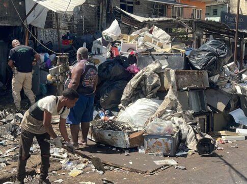 policia-interdita-fabrica-de-reciclados-sem-licenciamento-no-rio