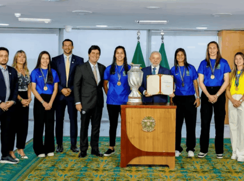 governo-federal-reforca-incentivo-ao-futebol-feminino;-entenda