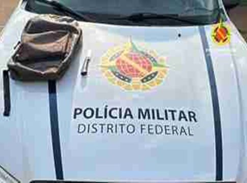 professora-diz-que-foi-arrastada-em-escola-apos-filmar-abordagem-da-pm