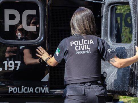 suruba-no-onibus:-policia-vai-rastrear-todos-que-compartilharam-video