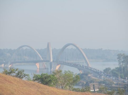 neblina-toma-conta-do-ceu-de-brasilia-nesta-quinta-feira;-veja-imagens