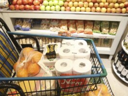 vendas-no-comercio-recuam-0,3%-em-julho-e-caem-pelo-quarto-mes-seguido
