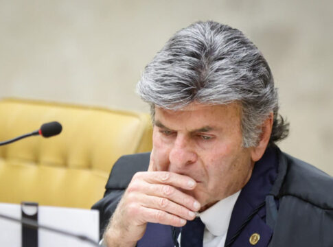 estagiaria-da-cldf-e-demitida-apos-postar-“fux-tem-que-morrer”