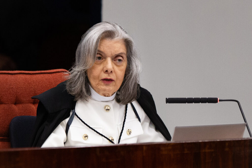 grupo-liderado-por-bolsonaro-atacou-as-instituicoes,-diz-carmen-lucia