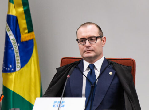 zanin-e-o-ultimo-a-votar-no-julgamento-de-bolsonaro-e-outros-7-reus
