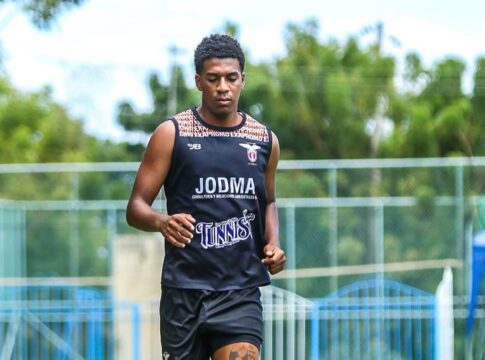 jogador-equatoriano-e-morto-em-ataque-a-tiros-dentro-de-hotel.-confira