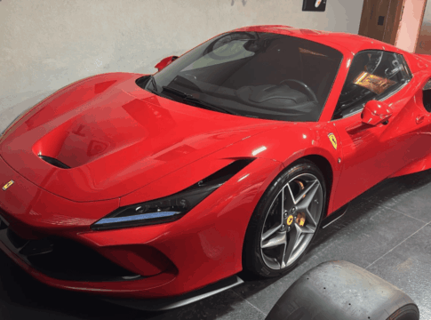 pf-apreende-ferrari-com-socio-de-nelson-willians