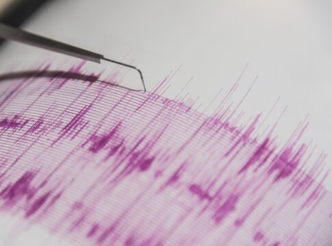 pesquisa-perfura-fundo-do-mar-para-entender-mega-terremotos-e-tsunamis