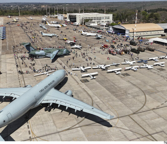 portoes-abertos:-fab-promove-exposicao-de-aeronaves-neste-domingo