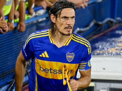 anjo-da-guarda:-astro-do-boca,-cavani-salvou-filha-de-jornalista