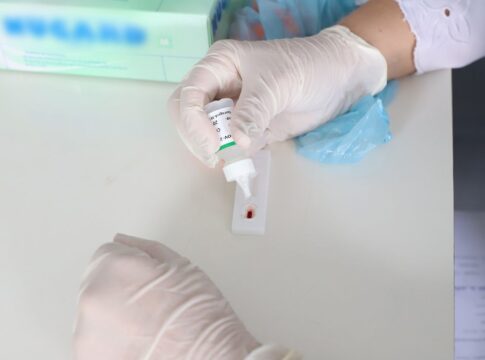 paciente-de-sp-fica-15-meses-curado-do-hiv-com-tratamento-experimental
