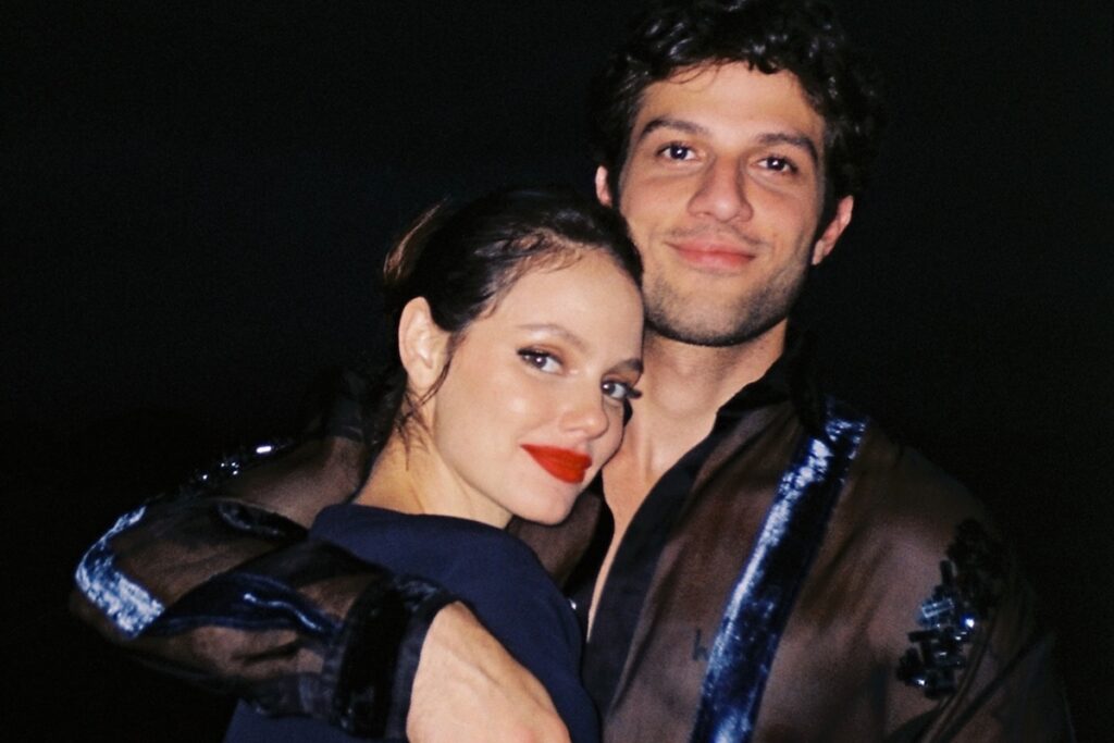 chay-suede-e-laura-neiva-revelam-truque-para-relacionamento-saudavel