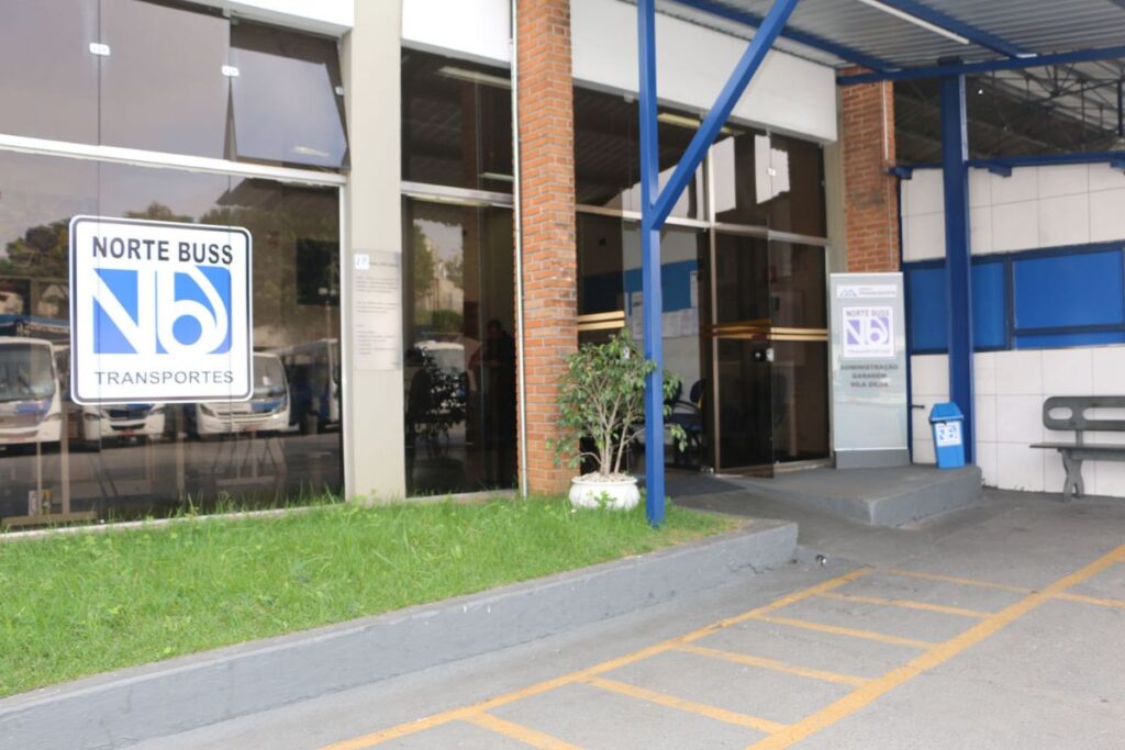 policia-investiga-atropelamento-de-crianca-em-garagem-de-onibus-em-sp