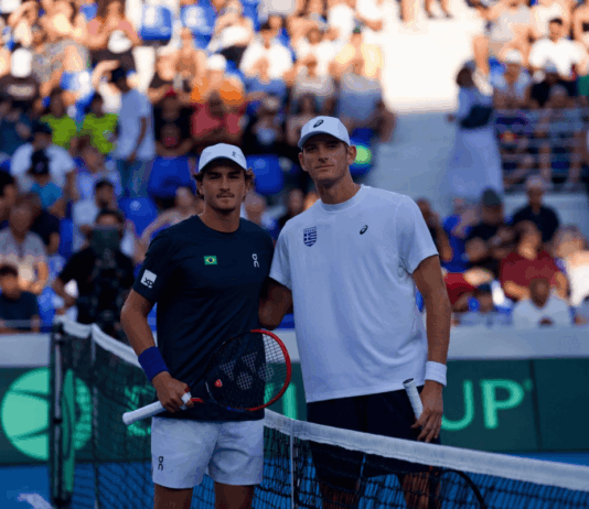 thiago-wild-perde-para-tsitsipas-e-duelo-da-copa-davis-esta-empatado