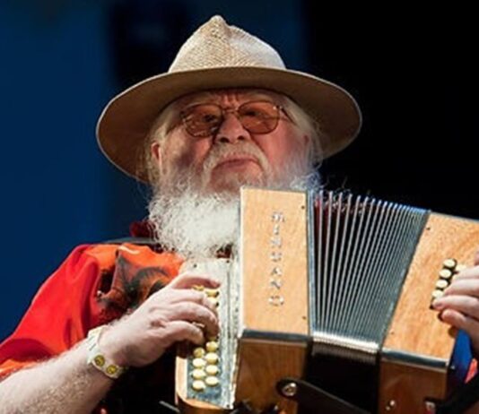 artistas-lamentam-a-morte-de-hermeto-pascoal:-“anjo-dos-sons”